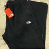 Adidas pantalon jogging noir confortable et moderne thumb 4