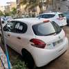 Peugeot 208 thumb 4