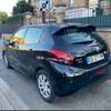 Peugeot 208 sous douane thumb 7