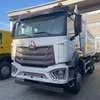 Sinotruck HOWO NX 6X4 thumb 0