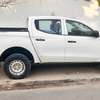 Voiture l200 mitsubishi à vendre trés bon prix thumb 2