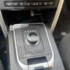 Land Rover Discovery 2017 thumb 6