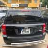 Jeep SUV noir patriot spacieux polyvalent et fiable thumb 0