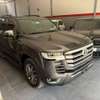Toyota Land Cruiser VXR 2025 thumb 5