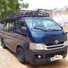 Toyota hiace thumb 0