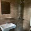 CHAMBRES AVEC SALLE DE BAIN SEMI-EQUIPEES thumb 2