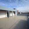 Maison individuelle moderne avec balcon et garage à Dakar thumb 10
