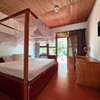 Banta Baatoo Lodge thumb 9