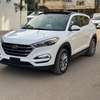 Hyundai tucson thumb 1