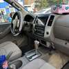 Nissan frontière double cabine thumb 2