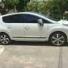 Peugeot 3008 2016 thumb 2