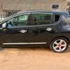 Peugeot 3008 thumb 2