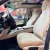 BMW X5 SUV blanc spacieux et performant thumb 5