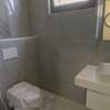 Showroom a louer thumb 2
