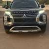 Mitsubishi outlander Anne 2023 full option thumb 2