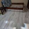 Une grande chambre thumb 2