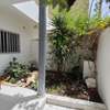 Villa semi-meublée à Louer – Sicap Amitié 3, Dakar thumb 2