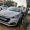 Peugeot 208 thumb 1