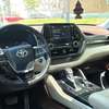 Toyota highlander thumb 0