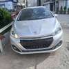 Peugeot 208 2017 thumb 5