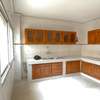 Appartement à louer aux Almadies derrière Carrefour Market thumb 0