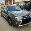 Mitsubishi Outlander 7 places thumb 2