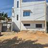 Propriétaire vend superbe villa a Saly thumb 10