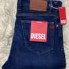 jeans diesel coupe moderne denim robuste thumb 2
