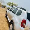Renault Duster thumb 2