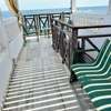 LA PREMIERE TINY HOUSE DES ALMADIES, PIEDS DANS L'EAU thumb 9