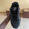 Chaussures de sport noires confort maintien amorti thumb 2