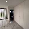 Appartement de 7 pièces pour bureau à louer thumb 6