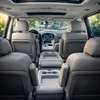 Location Hyundai Starex VIP 12 places thumb 2