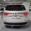 Renault SUV blanc phares LED design moderne thumb 2
