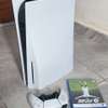 PS5 standard avec Manette et FIFA 23 thumb 1