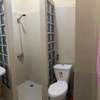chambre meublée climatisée à louer par nuitées thumb 4