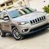 Jeep Cherokee thumb 2
