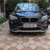 BMW X1 SUV compact noir performant et élégant thumb 0