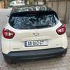 Renault Captur SUV compact beige noir thumb 0