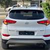 Hyundia Tucson thumb 4