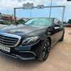 Mercedes Classe E 300 4matic Noir Essence Confort Élégance thumb 2
