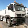 Camion-citerne à eau SINOTRUK HOWO TX 6×4 thumb 0