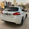 Peugeot 308 2018 thumb 8