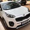 Kia Sportage SUV 5 portes blanc polyvalent thumb 0