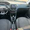 Peugeot 208 2016 thumb 2