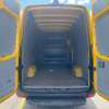 Mercedes Sprinter fourgon utilitaire jaune grande capacité thumb 11