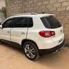 Volkswagen tiguan thumb 4