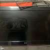 LG 32 pouces écran plat noir TV salon chambre thumb 0