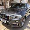 BMW X6 SUV gris métallisé polyvalent thumb 0