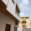 Belle villa au point E thumb 6